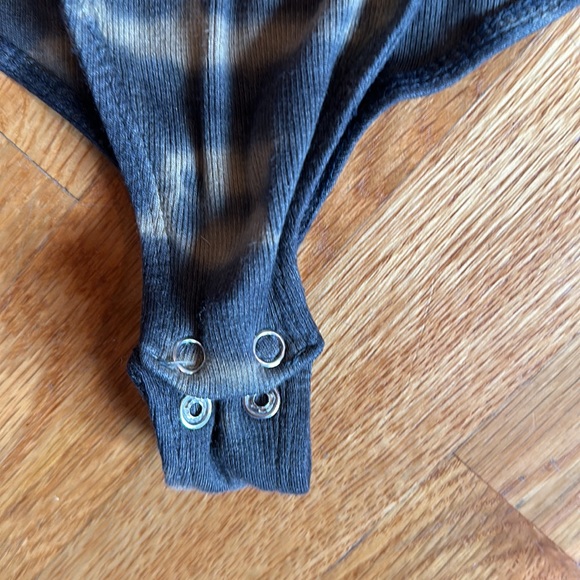AGOLDE tie dye bodysuit - Picture 3 of 3